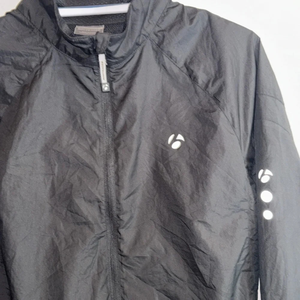 Bontrager Running Lightweight Packable Wind Jacket, Size M - Picture 3 of 16